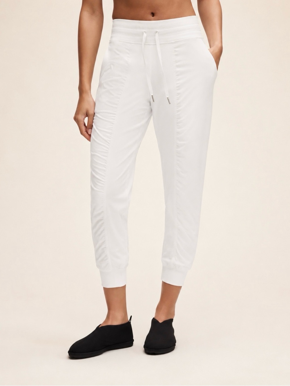 Lululemon Dance Studio Mid-Rise Drawstring Jogger 7/8 White Pants Size 6